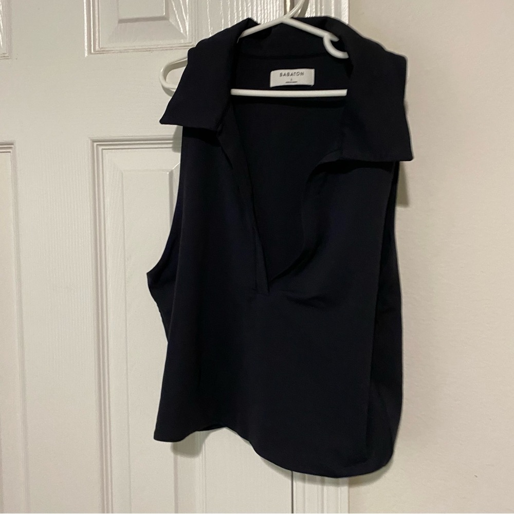Aritzia Black Sleeveless Collared Tank Top